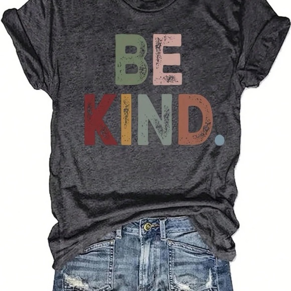 Hello Welcome to my Closet๐น Iโm Nikki - Picture 15 of 15